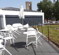 Une terrasse pour parfaire son bonzage et sa culture !